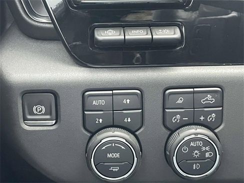 Certified 2024 Chevrolet Silverado 1500 ZR2 w/ Technology Package image 27