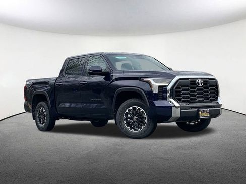 New 2026 Toyota Tundra SR5 image 2