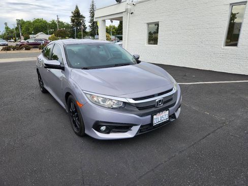 Used 2016 Honda Civic EX-L image 7