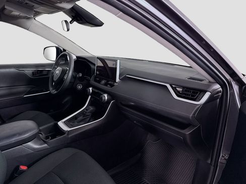Certified 2023 Toyota RAV4 LE FWD image 19