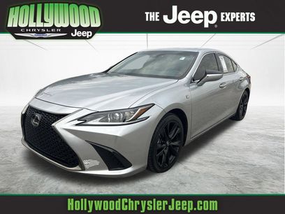 Used 2022 Lexus ES 350 F Sport w/ Accessory Package 2