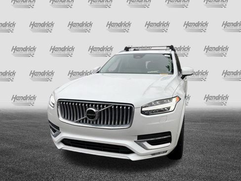 Certified 2023 Volvo XC90 B5 Plus w/ Protection Package Premier image 5