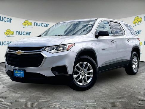 Used 2019 Chevrolet Traverse LS AWD/4WD image 3