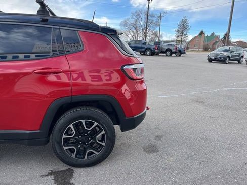 Used 2019 Jeep Compass Trailhawk AWD/4WD image 7