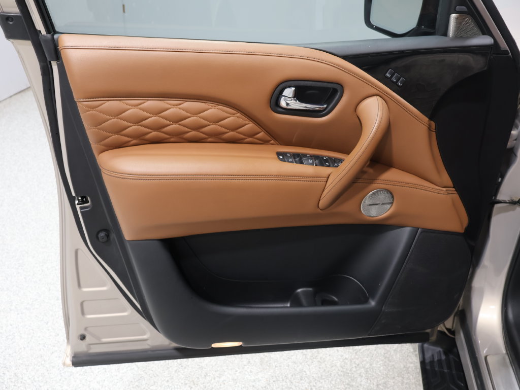 Used 2021 INFINITI QX80 Sensory w/ All-Season Package AWD/4WD image 15