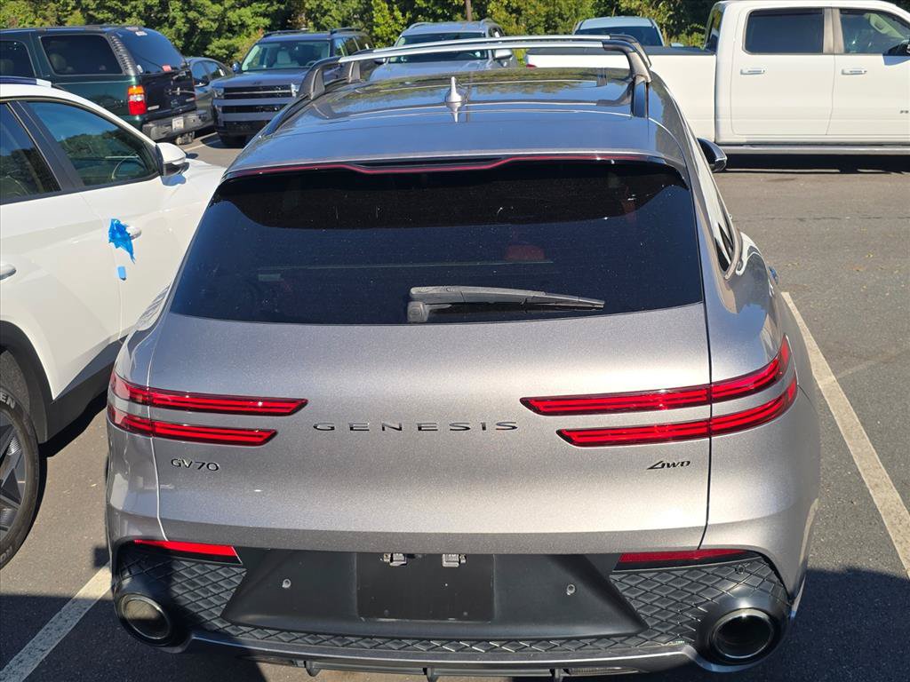 Used 2023 Genesis GV70 2.5T w/ Sport Prestige Package AWD/4WD image 9