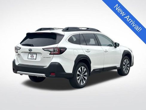 Used 2023 Subaru Outback Limited AWD/4WD image 7