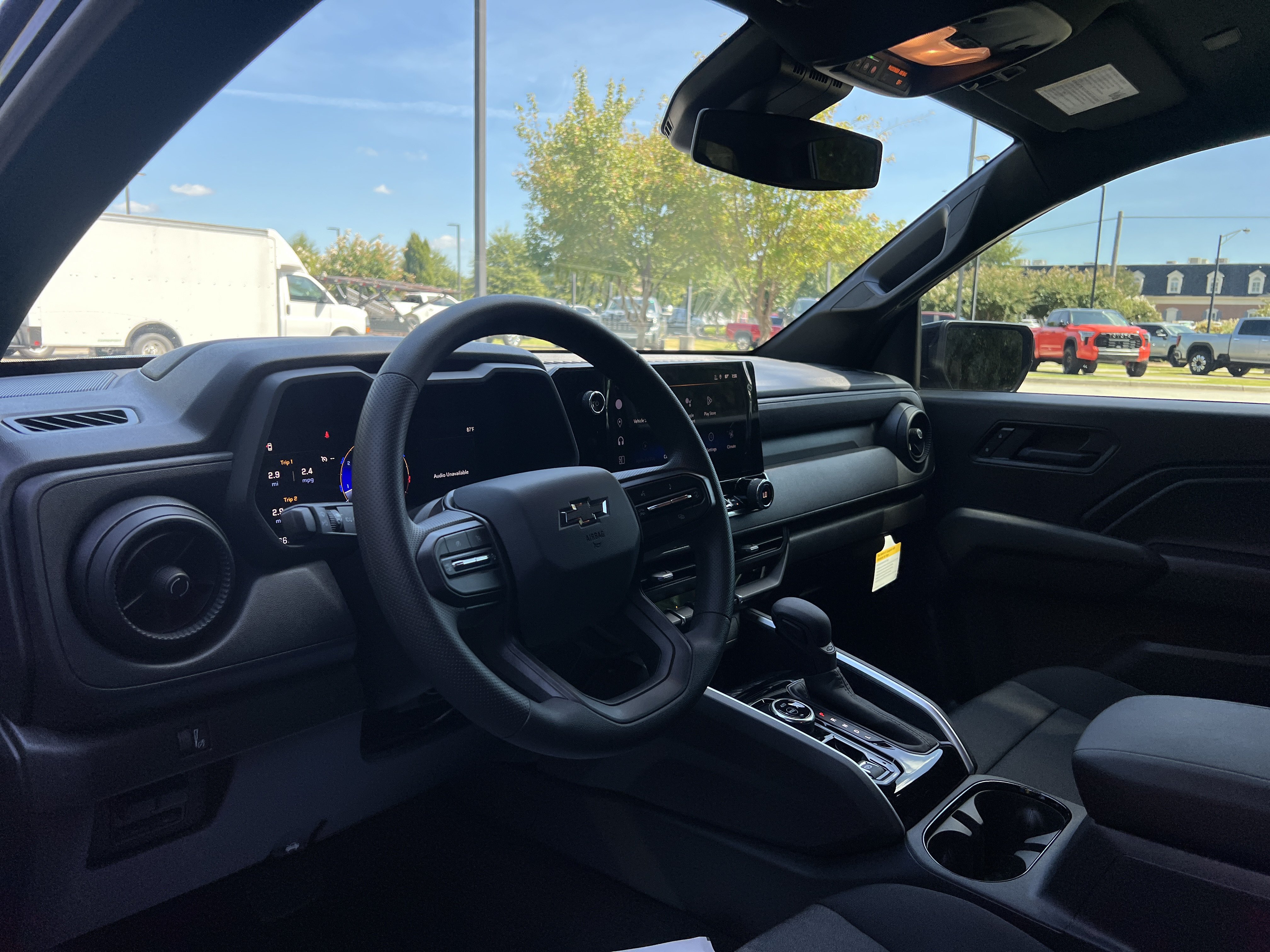 New 2026 Chevrolet Colorado Trail Boss AWD/4WD image 17
