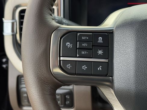 New 2025 Ford F350 King Ranch w/ Chrome Package image 47