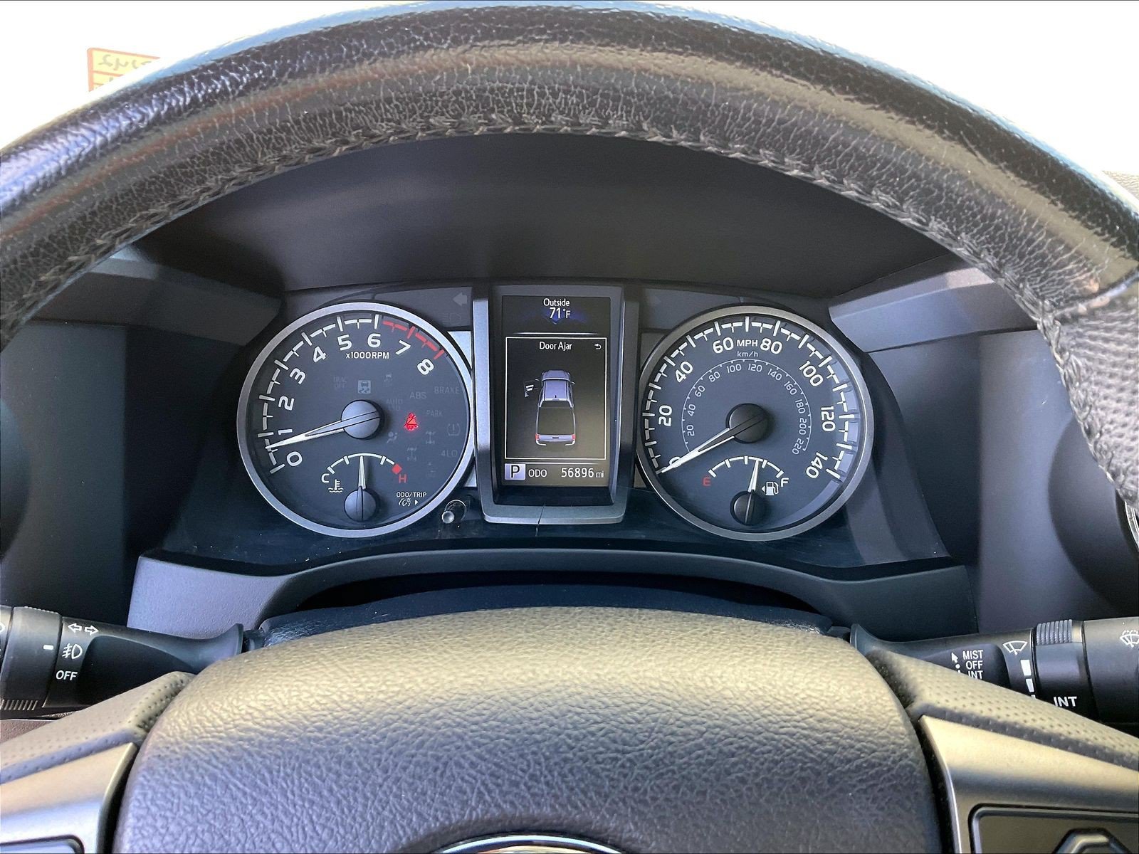 Used 2021 Toyota Tacoma TRD Off-Road w/ TRD Premium Off Road Package AWD/4WD image 20