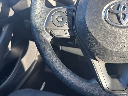 Certified 2024 Toyota Corolla LE image 28