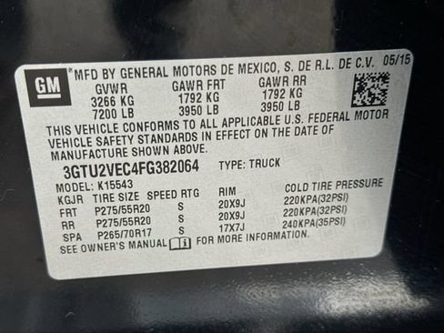Used 2015 GMC Sierra 1500 SLT w/ SLT Crew Cab Value Package AWD/4WD image 31