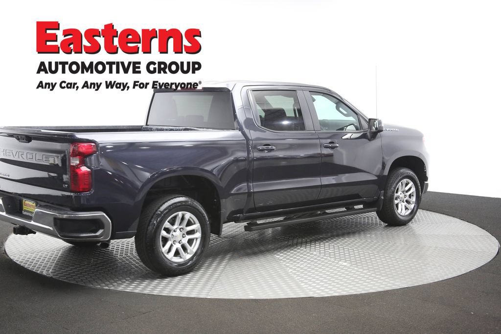 Used 2022 Chevrolet Silverado 1500 LT AWD/4WD image 42
