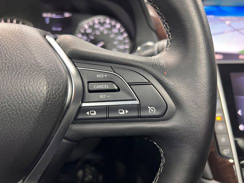 Used 2019 INFINITI Q50 Luxe w/ Essential Package (3.0T Luxe) image 11