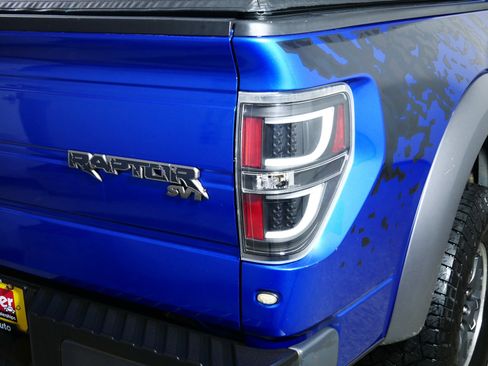 Used 2011 Ford F150 Raptor w/ Graphics Pkg image 17