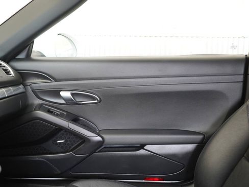 Used 2016 Porsche Boxster RWD image 32