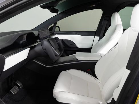 Used 2022 Tesla Model X Plaid AWD/4WD image 15