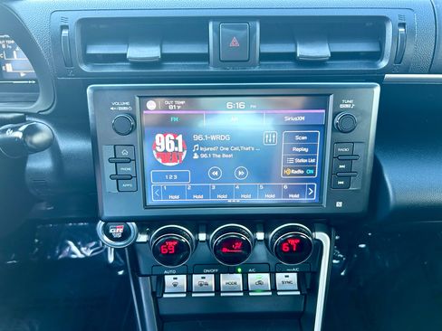 Used 2023 Toyota GR86 w/ ALL Weather Mat Package (TMS) image 23