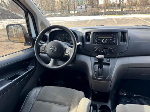 Used 2013 Nissan NV200 S w/ Cruise Control Pkg image 34