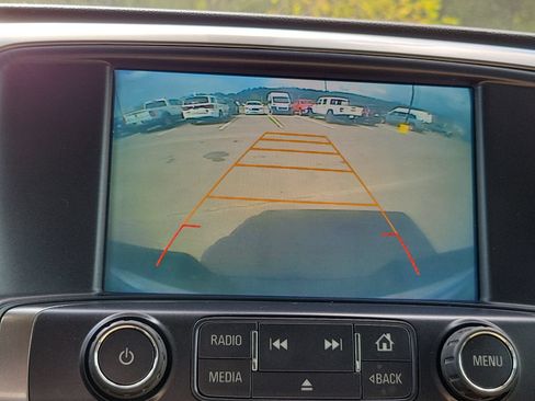 Used 2017 Chevrolet Silverado 1500 LTZ Z71 AWD/4WD image 19