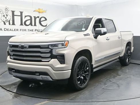 New 2026 Chevrolet Silverado 1500 High Country AWD/4WD image 12