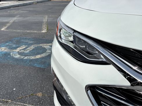 Used 2024 Chevrolet Malibu LT image 24