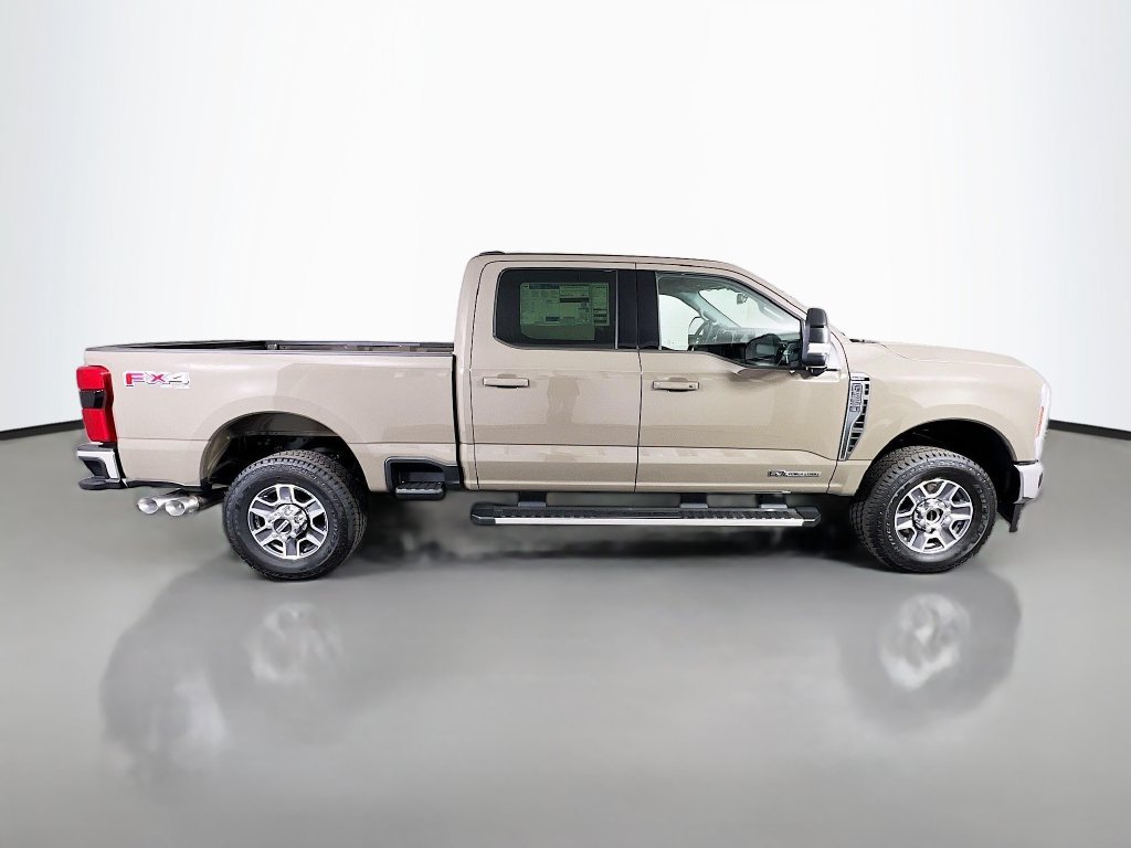 New 2026 Ford F350 Lariat w/ FX4 Off-Road Package AWD/4WD image 18