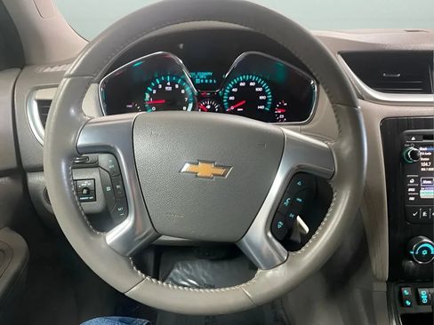 Used 2015 Chevrolet Traverse LT AWD/4WD image 17