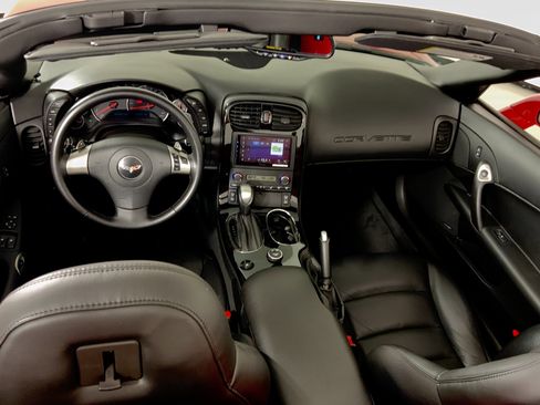 Used 2008 Chevrolet Corvette Convertible w/ Preferred Equipment Group image 21