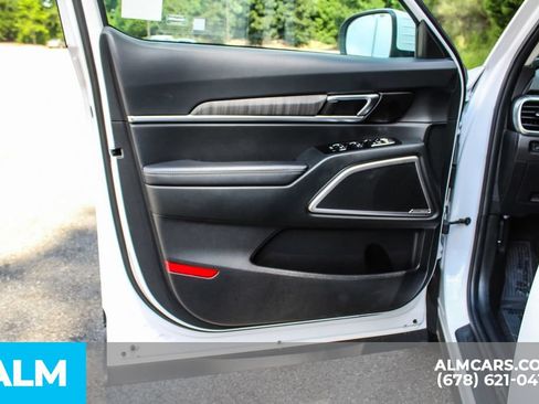 Used 2025 Kia Telluride EX AWD/4WD image 40