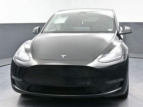 Used 2022 Tesla Model Y Performance image 4