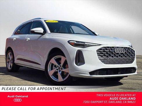 Used 2025 Audi Q5 Prestige AWD/4WD image 1