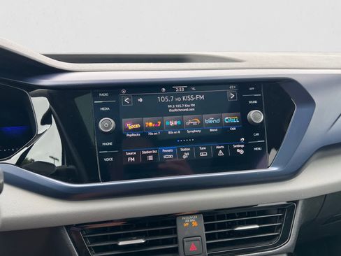 Used 2022 Volkswagen Taos SE image 22