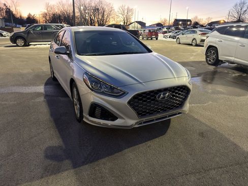 Used 2018 Hyundai Sonata SEL image 1