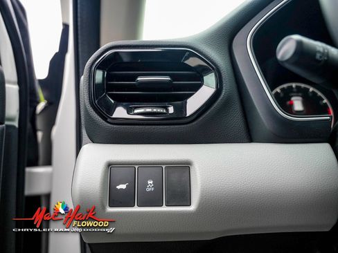 Used 2023 Honda Pilot Touring image 20