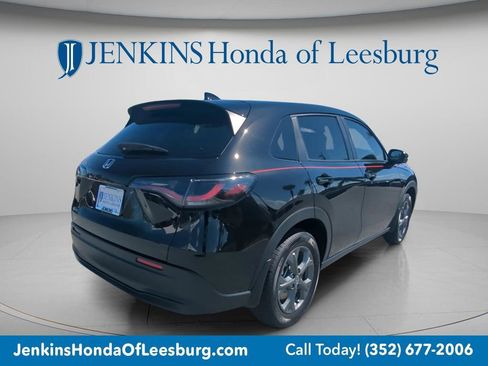 New 2026 Honda HR-V LX image 3