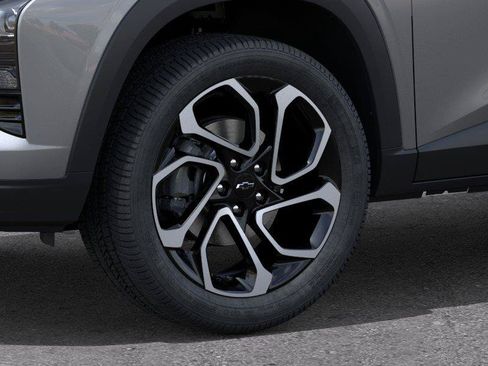 New 2026 Chevrolet Trax RS w/ Sunroof Package FWD image 9