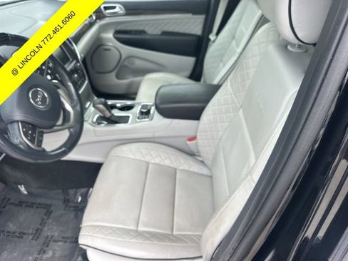 Used 2017 Jeep Grand Cherokee Summit AWD/4WD image 21