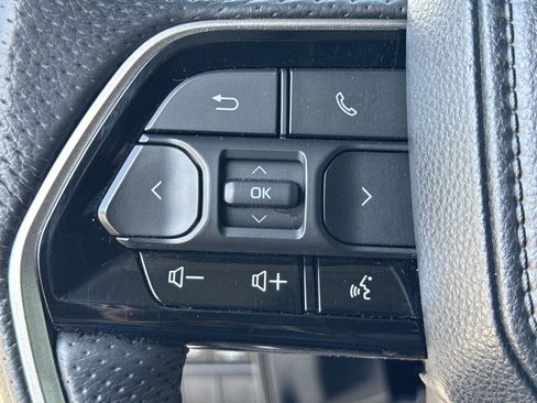 Used 2022 Toyota Tundra Limited AWD/4WD image 24