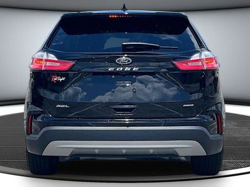 Used 2023 Ford Edge SEL w/ Convenience Package AWD/4WD image 5