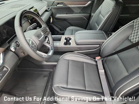 New 2026 GMC Acadia Denali w/ Super Cruise Package FWD image 9