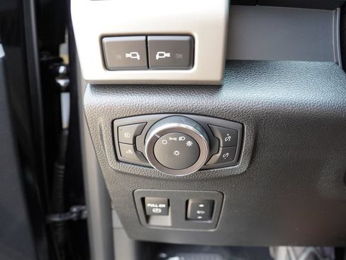 Certified 2019 Ford F150 Lariat AWD/4WD image 25
