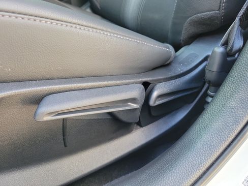 Used 2025 Honda Civic Sport image 17