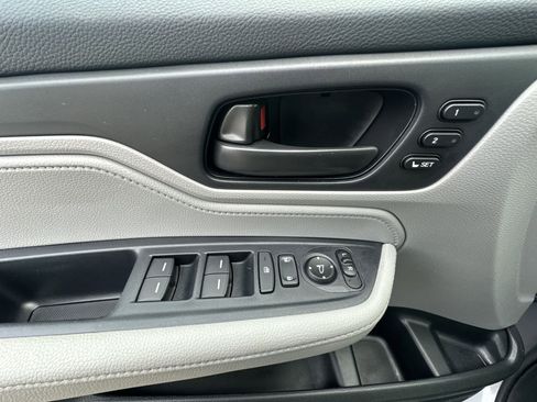 Used 2023 Honda Odyssey EX-L image 15