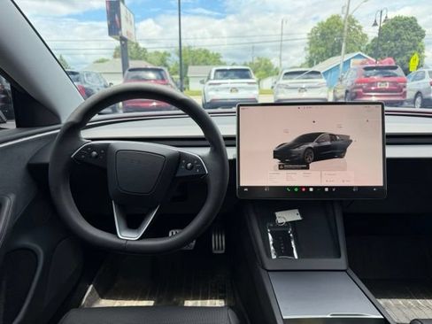 Used 2024 Tesla Model 3 Performance AWD/4WD image 9