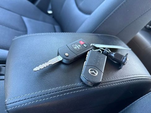 Used 2011 MAZDA MAZDA6 i Sport image 34