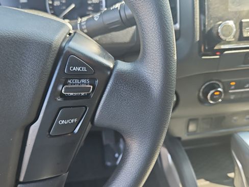 Certified 2024 Nissan Frontier SV AWD/4WD image 23