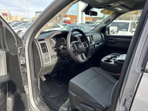 Used 2024 RAM 1500 Classic SLT image 3