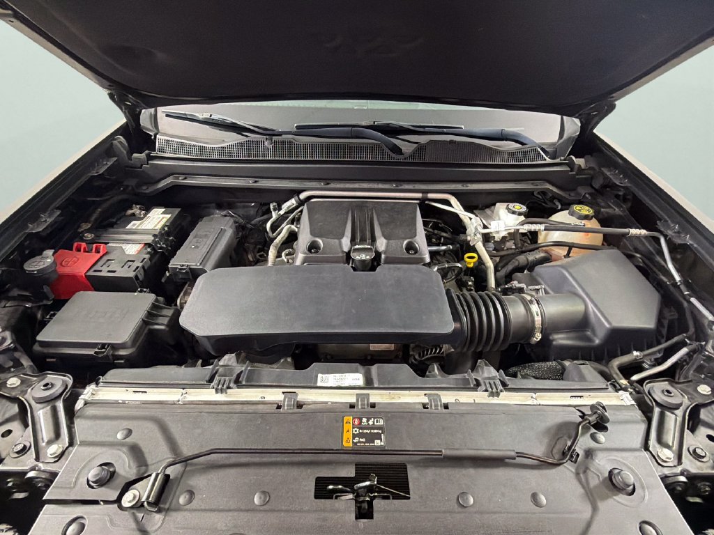 Certified 2023 Chevrolet Colorado LT w/ LT Convenience Package III AWD/4WD image 36