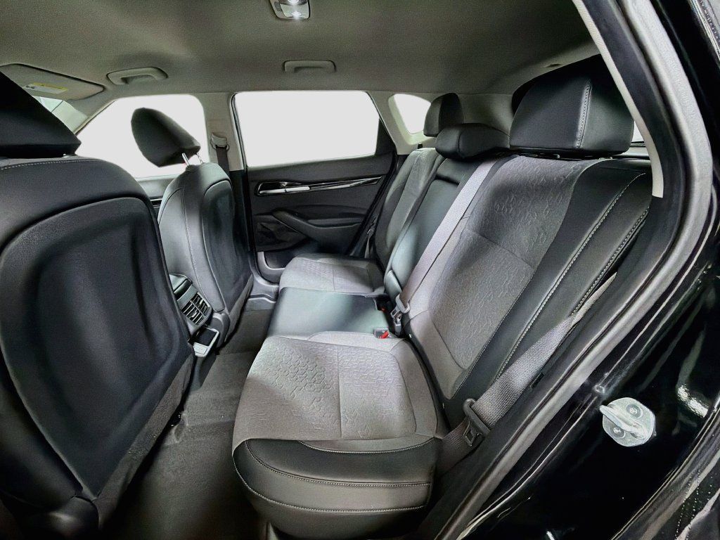 Used 2024 Kia Seltos S AWD/4WD image 25